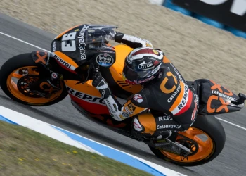 First &quot;pole&quot; of the season for Marc Marquez