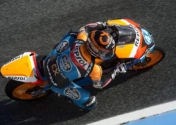 First row to Miguel Oliveira