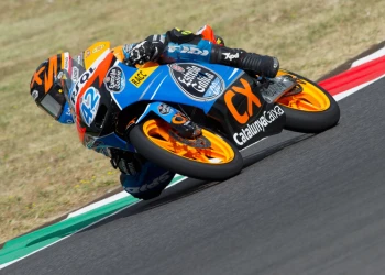 First row for &Aacute;lex Rins in Mugello