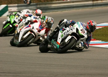 Camier takes ninth for Fixi Crescent Suzuki at Brno
