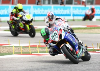 Laverty salvages seventh on tricky day in Italy