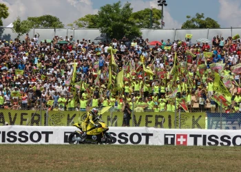Vi&ntilde;ales returns to the podium at home GP