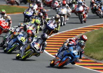 M&aacute;rquez fourth and Rins dropped