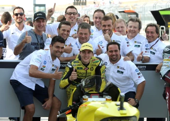 Maverick spectacular victory in the GP of Aragon