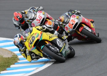 Vi&ntilde;ales gets second place at the Japanese Grand Prix