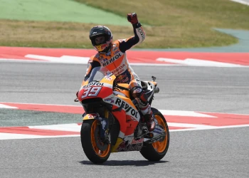 Marquez and Pedrosa achieve great and emotional double podium finish in home race