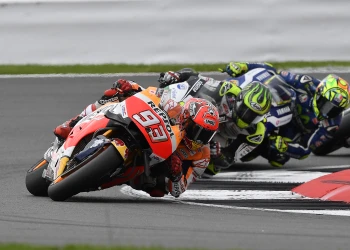 Marquez fourth, Pedrosa fifth in hard-fought British GP