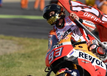 Marc Marquez crowned 2016 World Champion at Motegi