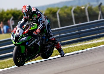 FIRST WIN OF THE YEAR FOR SYKES