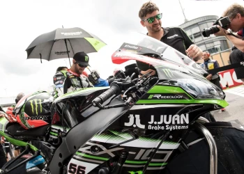 PODIUM FINISHES FOR REA AND SYKES