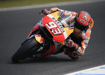 Brilliant Marc Marquez takes fourth consecutive Phillip Island pole position