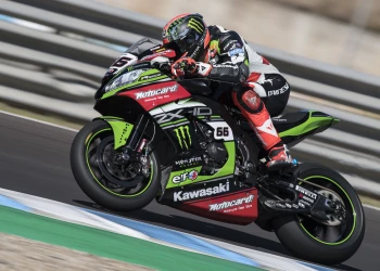 Rea takes Jerez win with Sykes Third