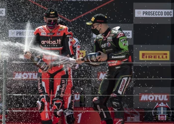 Jonathan Rea wins in Aragon