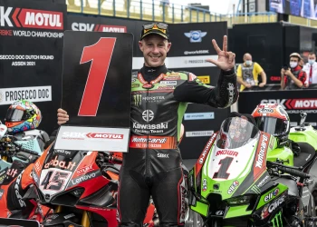 Triple winnings Rea at Assen