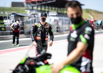 Rea takes two new podiums in Navarra