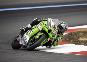 After 2,331 days, Alex Lowes returns to the top 
