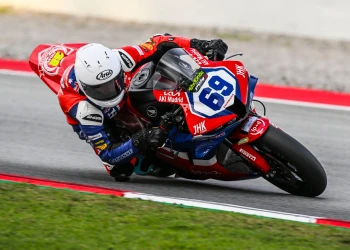 Starkes Debüt von Archie McDonald mit dem Team Laglisse in der Europameisterschaft Stock