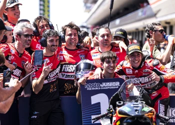 PAWELEC BEGINS TITLE DEFENCE LEADING MOTO2 IN BARCELONA