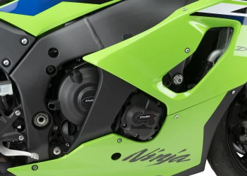 Engine Covers Track for Championship