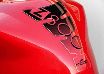 Adesivi protezione serbatoio modello Spirit