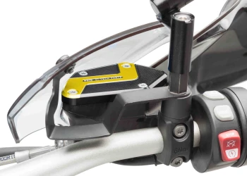 Cache maître-cylindre de liquide de frein avant