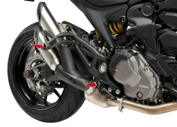 R-Fighter Fußrasten