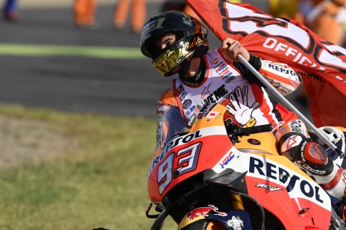 Marc Marquez crowned 2016 World Champion at Motegi