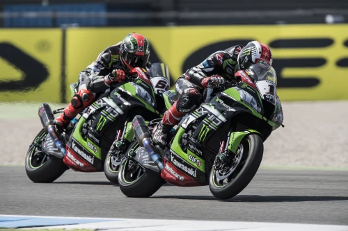 REA WINS RACE TWO FROM SYKES BY JUST 0.025 SECONDS