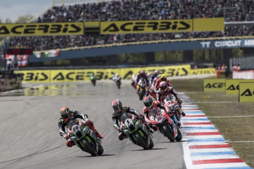 REA WINS AS NINJA ZX-10RR GOES 1-2