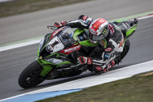 REA WINS AS NINJA ZX-10RR GOES 1-2