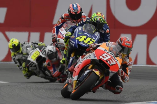 Marc Márquez se anota un decisivo podio en Assen. Dura carrera para Pedrosa