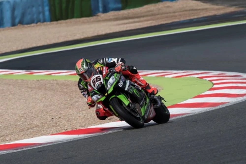 REA CREATES HISTORY WITH THIRD SUCCESSIVE FIM WORLDSBK TITLE