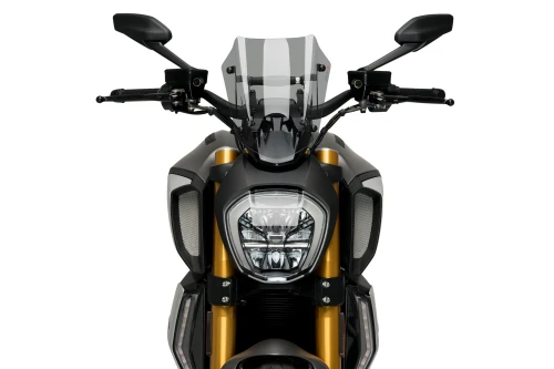 Verbessern Sie die Aerodynamik Ihrer Ducati Diavel mit der Puig Windscheibe