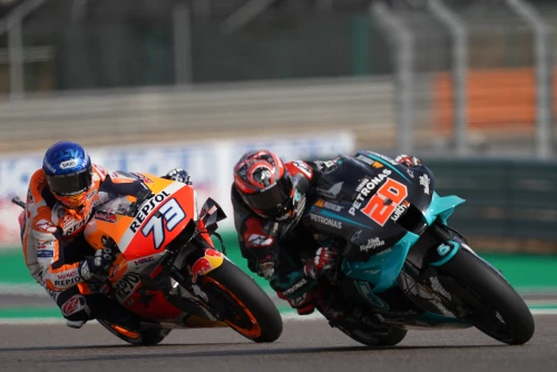 Marquez falls in Aragon