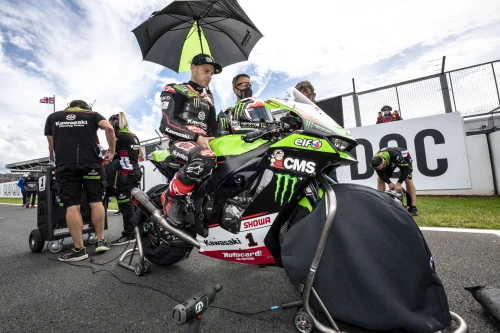 Weekend of ups and downs for Rea at Donington