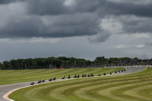 Weekend of ups and downs for Rea at Donington