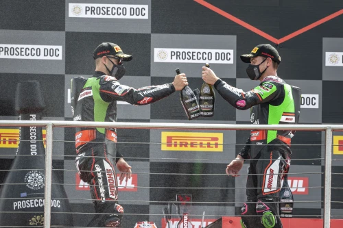 Weekend of ups and downs for Rea at Donington