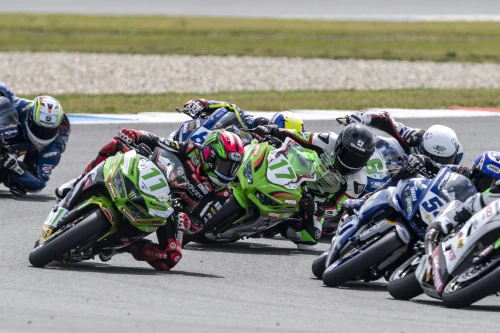 Triple winnings Rea at Assen