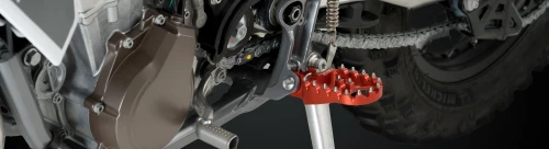 Puig launches its new range of Off-Road Footpegs