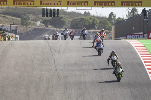 Podiums for Rea in Portugal