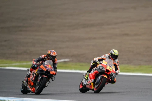 Márquez returns to the podium in a rainy race at the Motegi Circuit