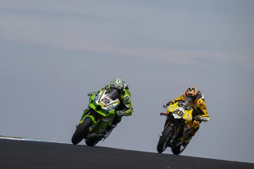 LOWES SECURES PODIUM IN THE FIRST RACE OF THE SEASON WITH KAWASAKI RACING TEAM