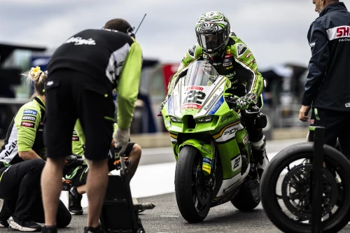 After 2,331 days, Alex Lowes returns to the top 