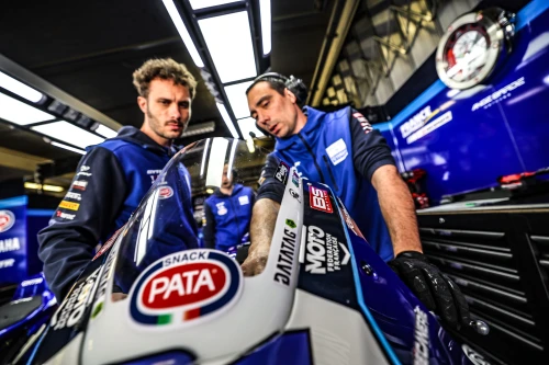 INTENSE WEEKEND IN PORTIMÃO FOR GMT94, HONDA HRC, AND BIMOTA IN WORLD SUPERBIKE AND SUPERSPORT