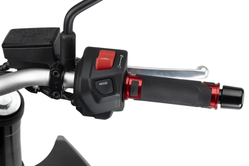 Nuove manopole Revving