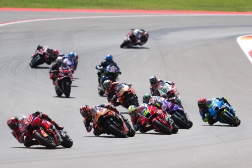 JOAN MIR LIDERA EL RENACER DE HONDA EN ARAGÓN