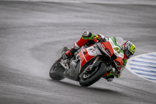 DÉBUT DE SAISON SPECTACULAIRE EN WSBK