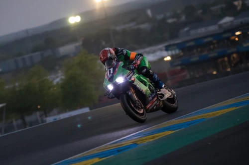 KWT KAWASAKI | ENDURANCE