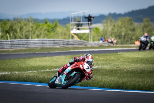 NUOVA FORMAZIONE NEL MONDIALE SPORTBIKE 2026
