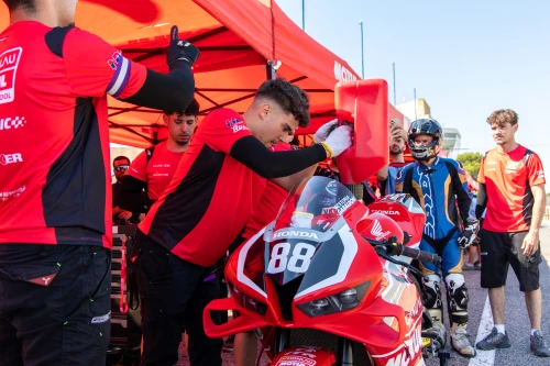 LA MONLAU MOTUL ENDURANCE RACE CULMINA AMB UN GRAN ÈXIT